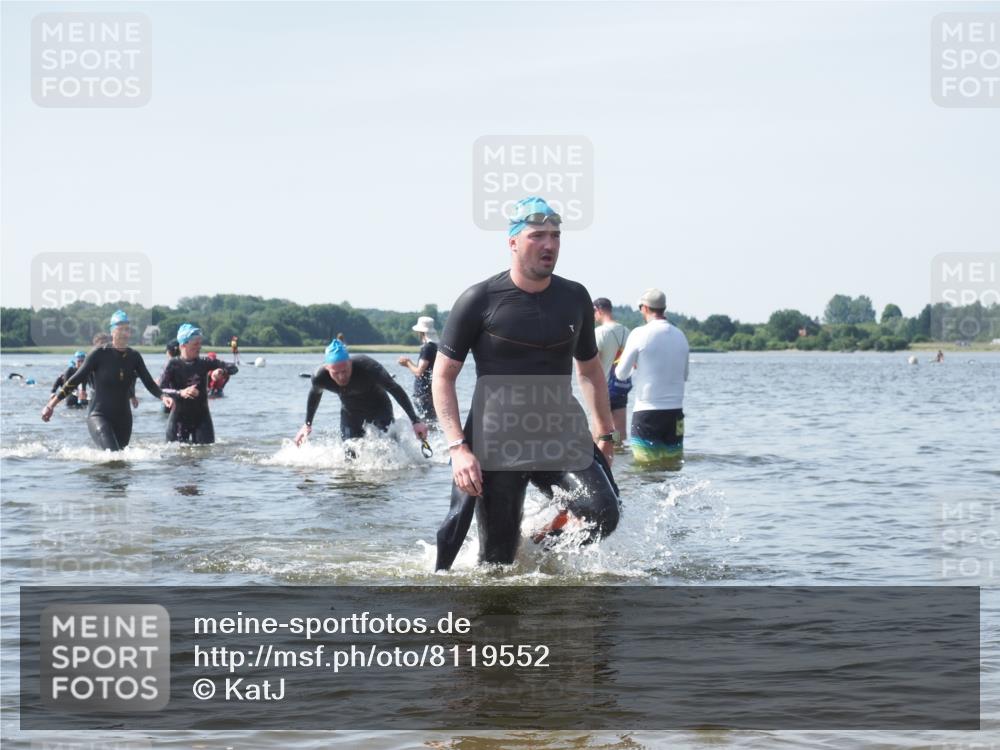 22.06.2025 - Viking Triathlon KatJ http://msf.ph/oto/8119552 22.06.2025 10:47:17 Schwimmen 51, 74, 76, 267, 421, 547 meine-sportfotos.de