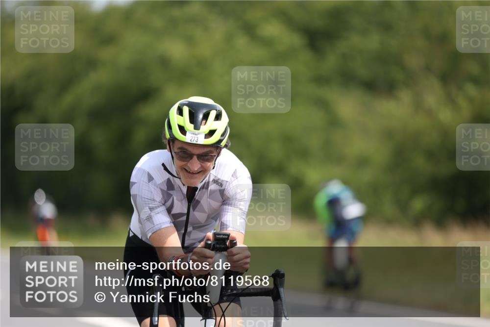 22.06.2025 - Viking Triathlon Yannick Fuchs http://msf.ph/oto/8119568 22.06.2025 11:45:05 Radfahren 29, 117, 169, 185, 273, 446, 449, 451, 548, 618 meine-sportfotos.de