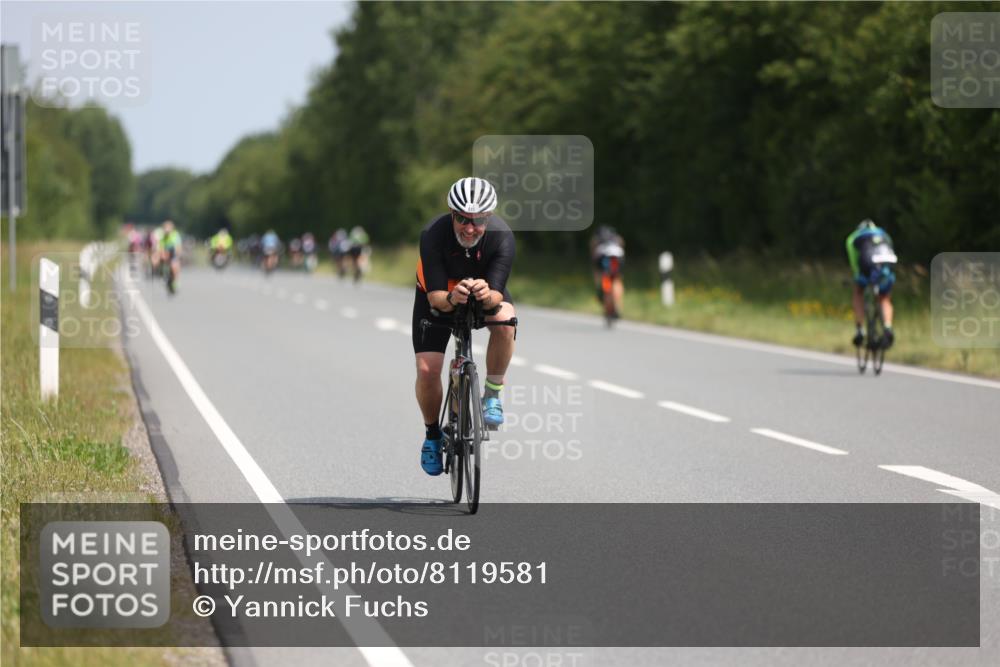 22.06.2025 - Viking Triathlon Yannick Fuchs http://msf.ph/oto/8119581 22.06.2025 11:45:07 Radfahren 117, 185, 273, 446, 449, 451, 548, 618 meine-sportfotos.de