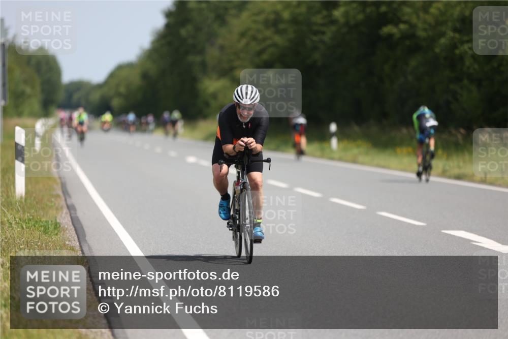 22.06.2025 - Viking Triathlon Yannick Fuchs http://msf.ph/oto/8119586 22.06.2025 11:45:07 Radfahren 117, 185, 273, 446, 449, 451, 548, 618 meine-sportfotos.de