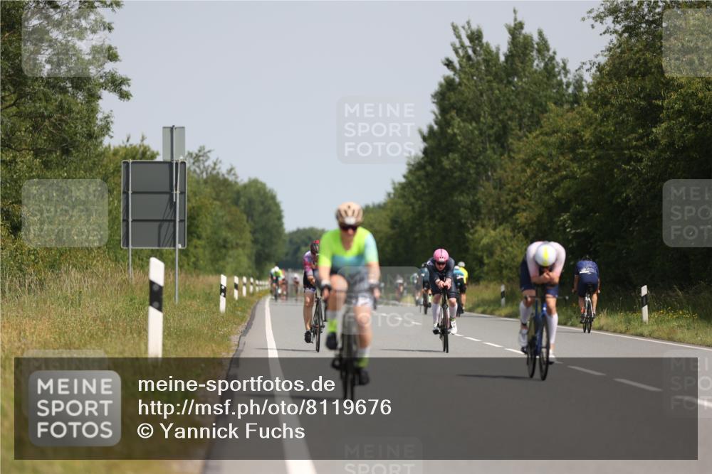 22.06.2025 - Viking Triathlon Yannick Fuchs http://msf.ph/oto/8119676 22.06.2025 11:45:18 Radfahren 178, 195, 247, 468, 526, 548, 605, 658 meine-sportfotos.de