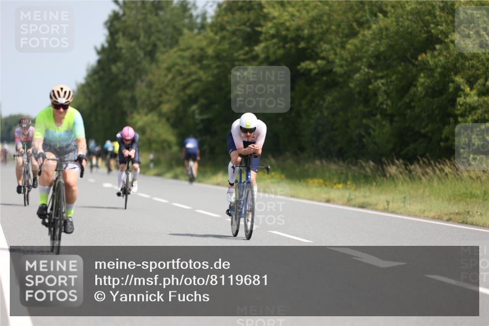 22.06.2025 - Viking Triathlon Yannick Fuchs http://msf.ph/oto/8119681 22.06.2025 11:45:19 Radfahren 178, 195, 247, 468, 526, 548, 605, 658 meine-sportfotos.de