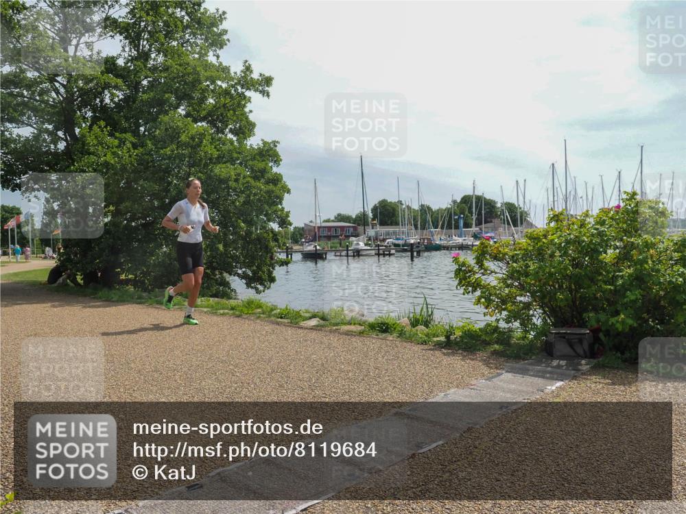 22.06.2025 - Viking Triathlon KatJ http://msf.ph/oto/8119684 22.06.2025 12:58:21 Laufen 13 meine-sportfotos.de