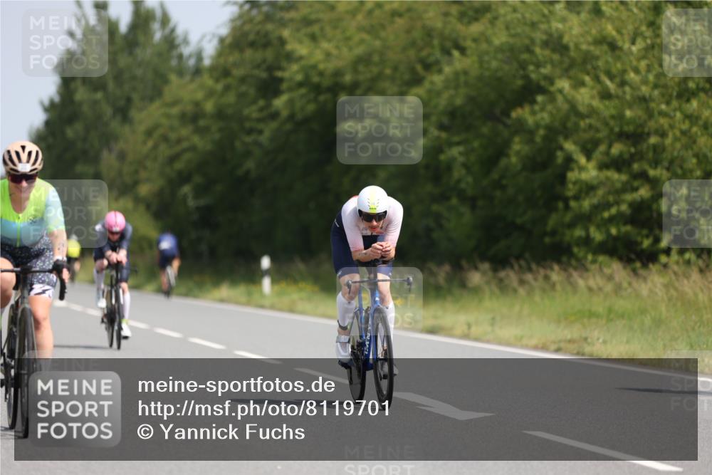 22.06.2025 - Viking Triathlon Yannick Fuchs http://msf.ph/oto/8119701 22.06.2025 11:45:20 Radfahren 178, 195, 247, 468, 526, 605, 658 meine-sportfotos.de