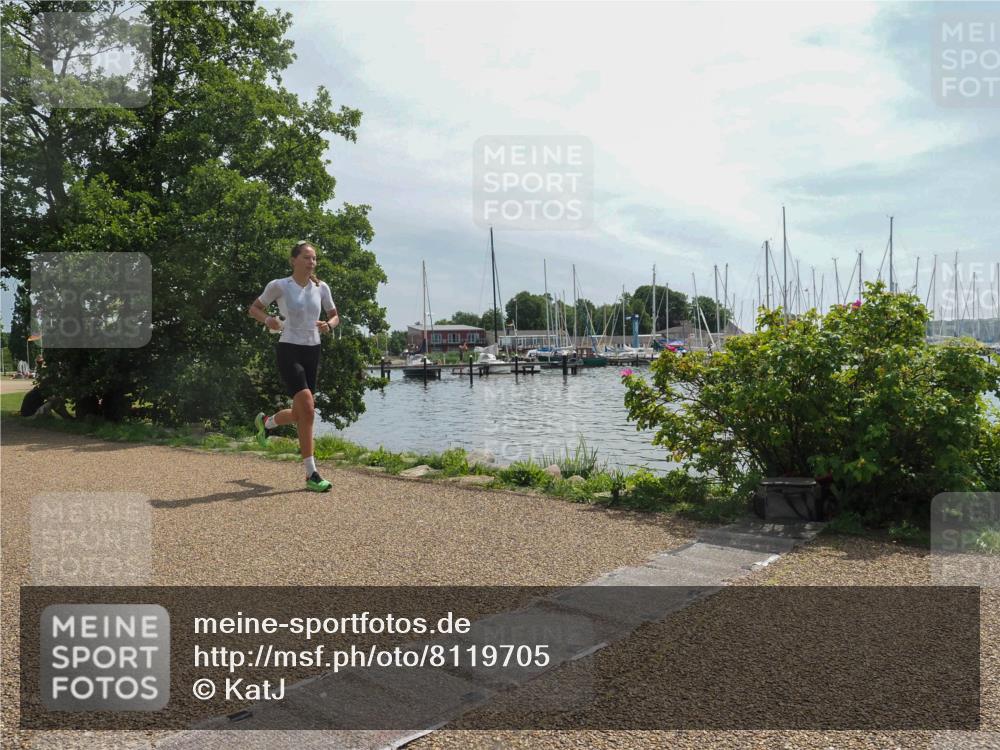 22.06.2025 - Viking Triathlon KatJ http://msf.ph/oto/8119705 22.06.2025 12:58:22 Laufen 13 meine-sportfotos.de