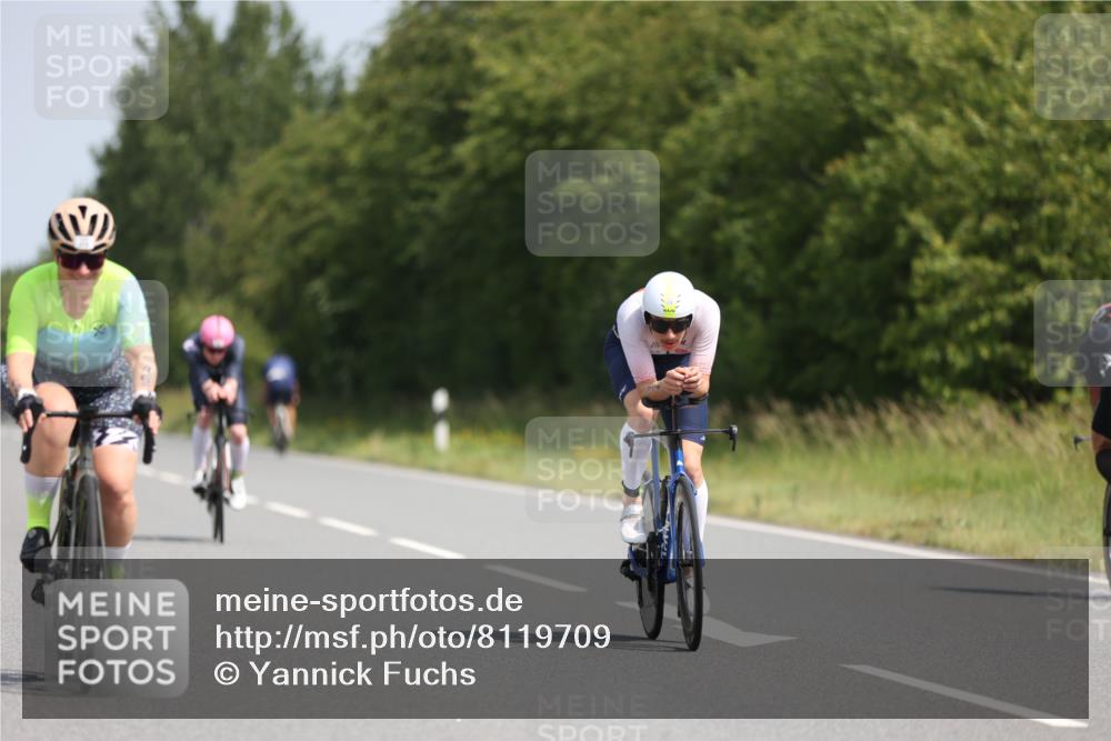 22.06.2025 - Viking Triathlon Yannick Fuchs http://msf.ph/oto/8119709 22.06.2025 11:45:20 Radfahren 178, 195, 247, 468, 526, 605, 658 meine-sportfotos.de