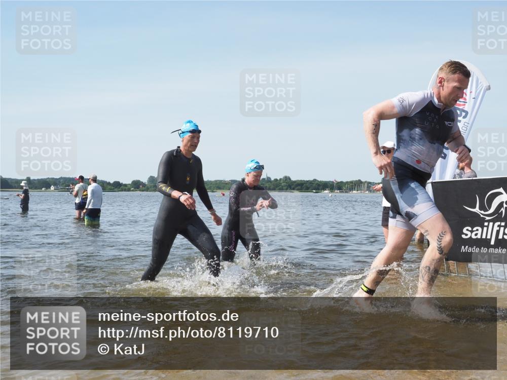 22.06.2025 - Viking Triathlon KatJ http://msf.ph/oto/8119710 22.06.2025 10:47:29 Schwimmen 23, 76, 183, 267, 547, 606 meine-sportfotos.de