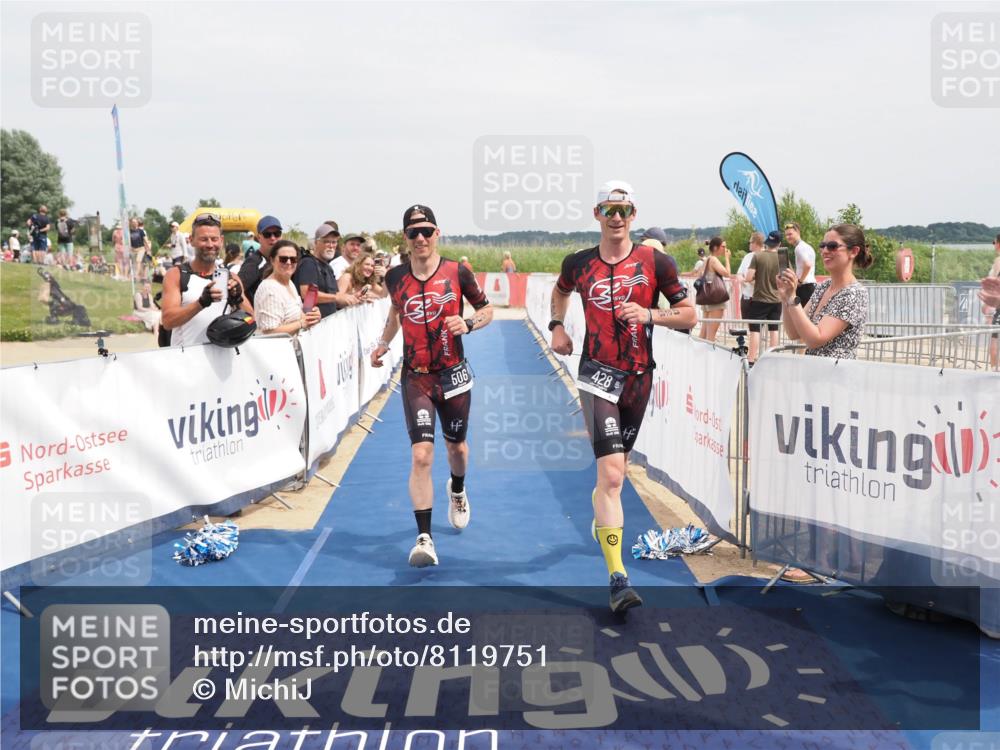 22.06.2025 - Viking Triathlon MichiJ http://msf.ph/oto/8119751 22.06.2025 15:09:42 Ziel 428, 506 meine-sportfotos.de