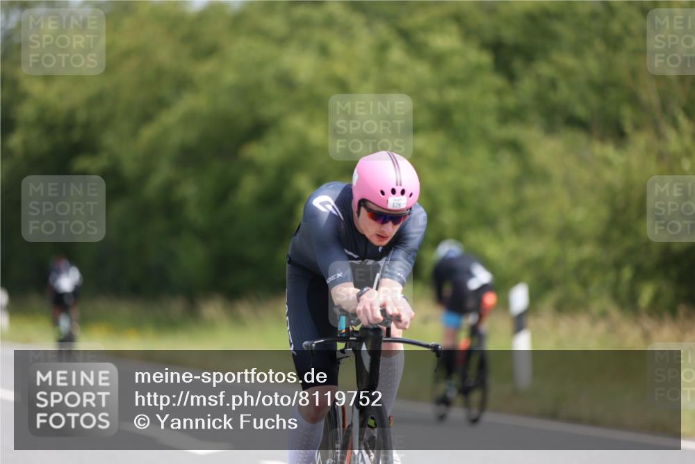 22.06.2025 - Viking Triathlon Yannick Fuchs http://msf.ph/oto/8119752 22.06.2025 11:45:22 Radfahren 107, 178, 195, 247, 468, 526, 605, 658 meine-sportfotos.de