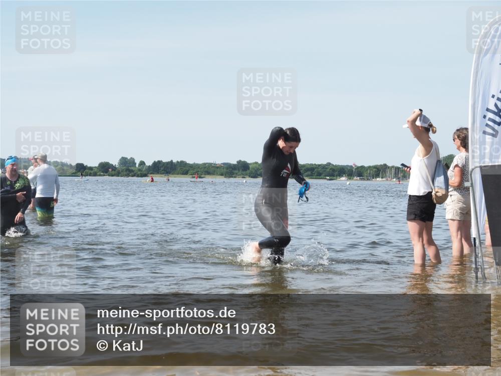 22.06.2025 - Viking Triathlon KatJ http://msf.ph/oto/8119783 22.06.2025 10:47:42 Schwimmen 23, 71, 84, 183, 223, 261, 285, 452, 606 meine-sportfotos.de