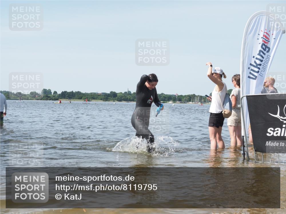22.06.2025 - Viking Triathlon KatJ http://msf.ph/oto/8119795 22.06.2025 10:47:43 Schwimmen 23, 71, 84, 183, 223, 261, 285, 452, 606 meine-sportfotos.de