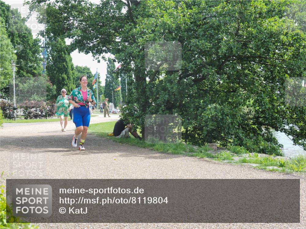 22.06.2025 - Viking Triathlon KatJ http://msf.ph/oto/8119804 22.06.2025 12:58:50 Laufen 660 meine-sportfotos.de