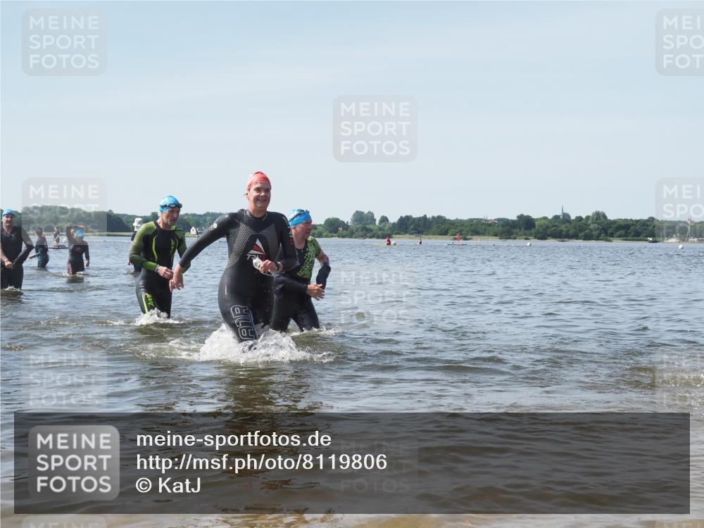 22.06.2025 - Viking Triathlon KatJ http://msf.ph/oto/8119806 22.06.2025 10:47:44 Schwimmen 71, 84, 183, 223, 261, 285, 452, 606 meine-sportfotos.de