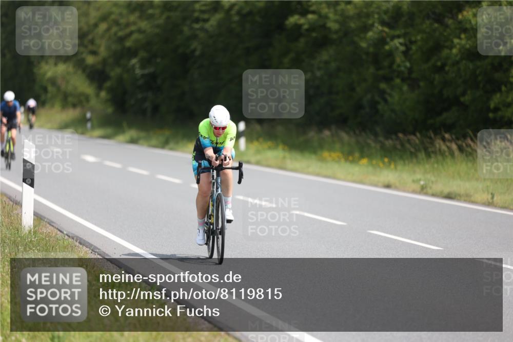 22.06.2025 - Viking Triathlon Yannick Fuchs http://msf.ph/oto/8119815 22.06.2025 11:45:37 Radfahren 10, 122, 166, 306, 321, 500, 617 meine-sportfotos.de