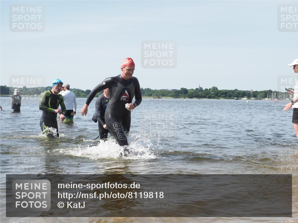 22.06.2025 - Viking Triathlon KatJ http://msf.ph/oto/8119818 22.06.2025 10:47:45 Schwimmen 71, 84, 183, 190, 223, 261, 285, 452, 606 meine-sportfotos.de