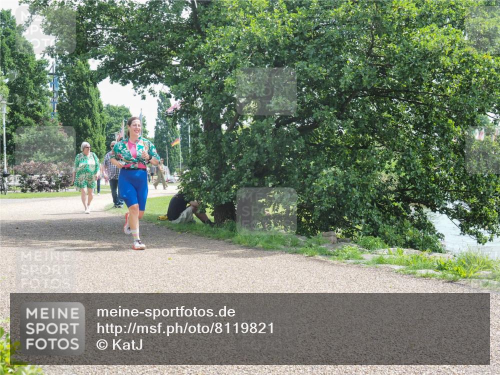 22.06.2025 - Viking Triathlon KatJ http://msf.ph/oto/8119821 22.06.2025 12:58:50 Laufen 660 meine-sportfotos.de