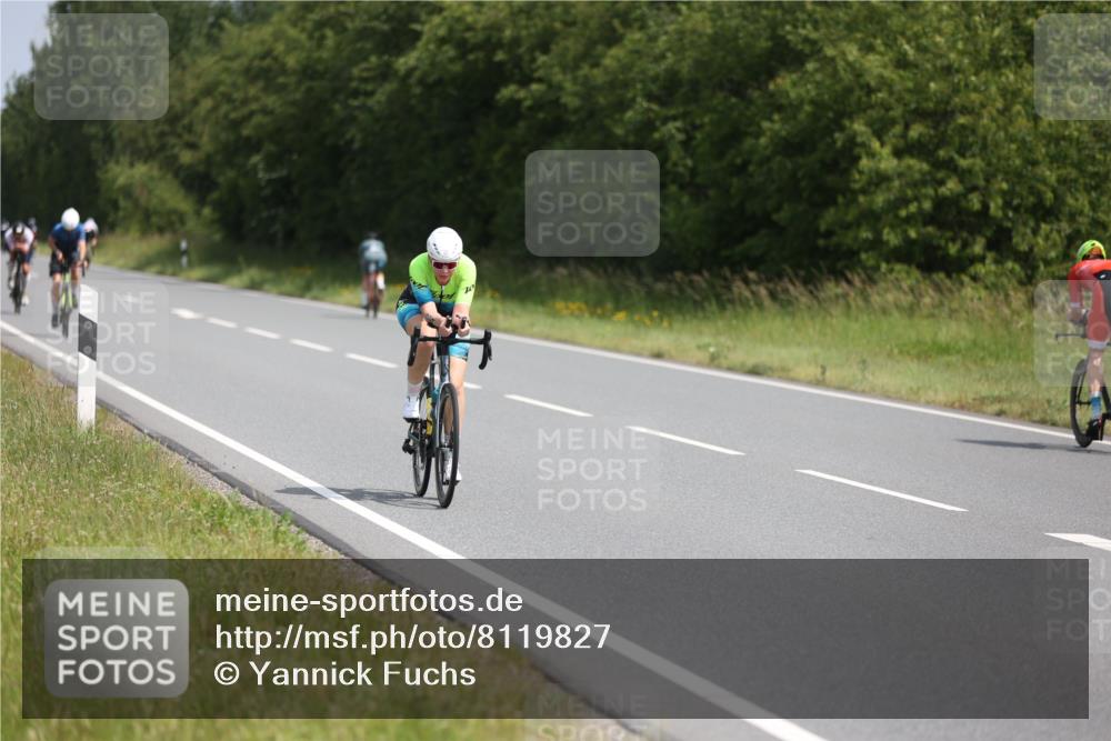22.06.2025 - Viking Triathlon Yannick Fuchs http://msf.ph/oto/8119827 22.06.2025 11:45:37 Radfahren 10, 122, 166, 306, 321, 500, 617 meine-sportfotos.de