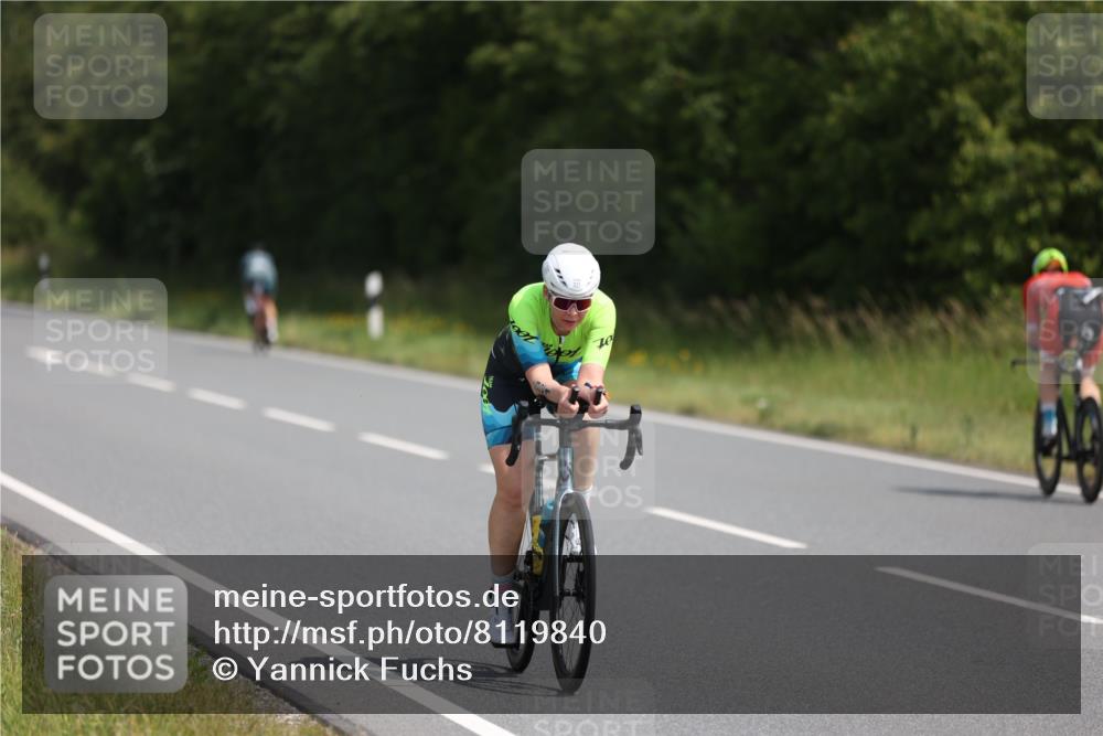 22.06.2025 - Viking Triathlon Yannick Fuchs http://msf.ph/oto/8119840 22.06.2025 11:45:38 Radfahren 10, 122, 166, 321, 500, 544, 617 meine-sportfotos.de