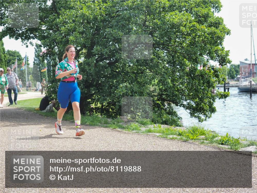 22.06.2025 - Viking Triathlon KatJ http://msf.ph/oto/8119888 22.06.2025 12:58:51 Laufen 660 meine-sportfotos.de