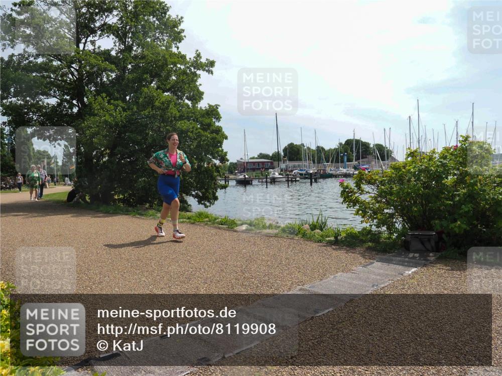 22.06.2025 - Viking Triathlon KatJ http://msf.ph/oto/8119908 22.06.2025 12:58:52 Laufen 660 meine-sportfotos.de