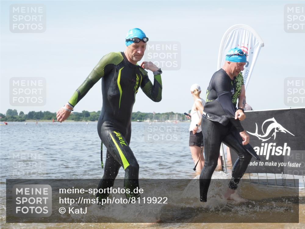 22.06.2025 - Viking Triathlon KatJ http://msf.ph/oto/8119922 22.06.2025 10:47:49 Schwimmen 71, 84, 190, 223, 261, 285, 452, 606 meine-sportfotos.de