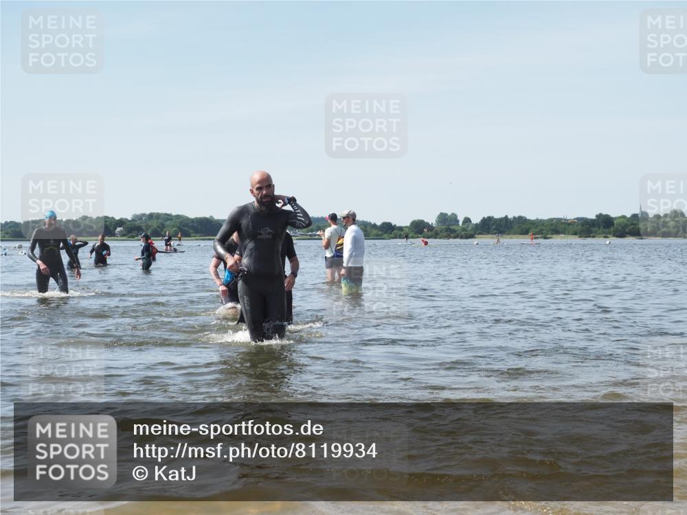 22.06.2025 - Viking Triathlon KatJ http://msf.ph/oto/8119934 22.06.2025 10:47:50 Schwimmen 71, 84, 190, 223, 261, 285, 452 meine-sportfotos.de