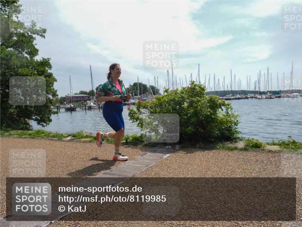 22.06.2025 - Viking Triathlon KatJ http://msf.ph/oto/8119985 22.06.2025 12:58:53 Laufen 660 meine-sportfotos.de