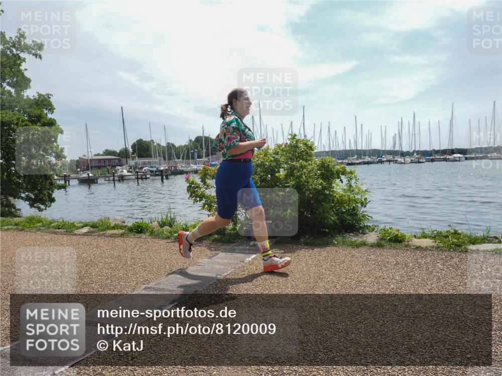 22.06.2025 - Viking Triathlon KatJ http://msf.ph/oto/8120009 22.06.2025 12:58:53 Laufen 660 meine-sportfotos.de