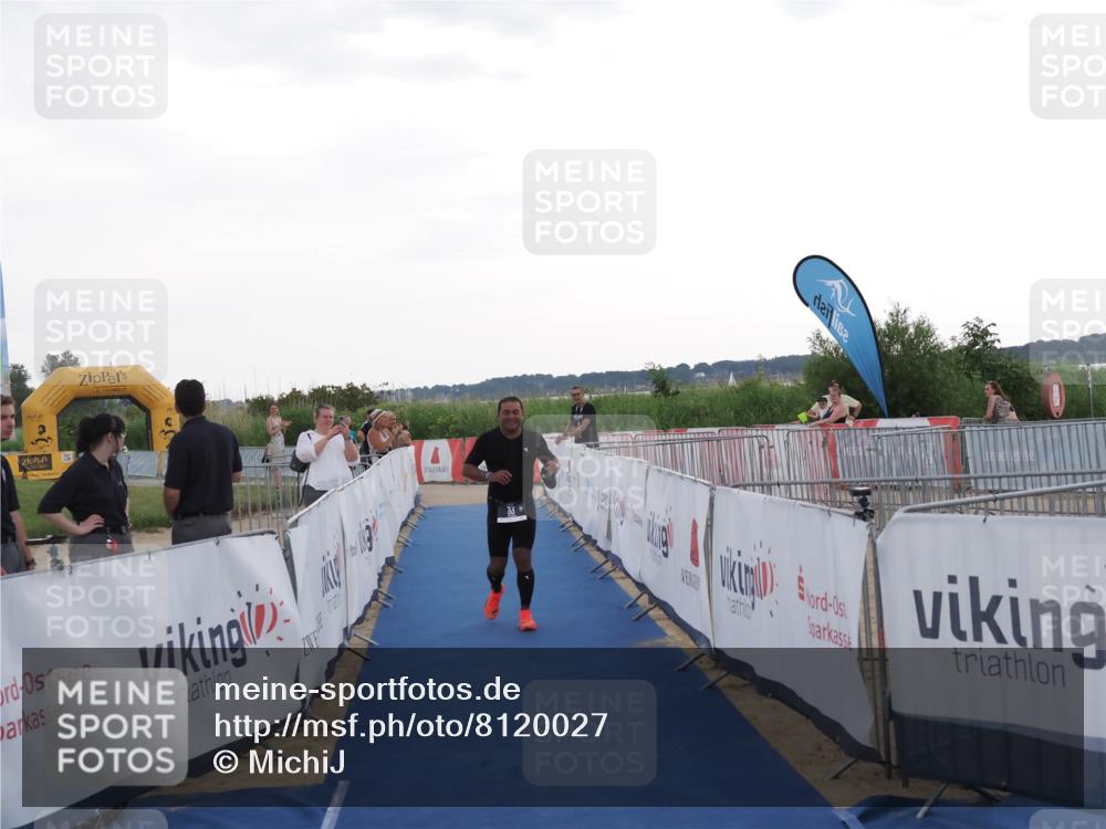 22.06.2025 - Viking Triathlon MichiJ http://msf.ph/oto/8120027 22.06.2025 16:30:22 Ziel 83 meine-sportfotos.de