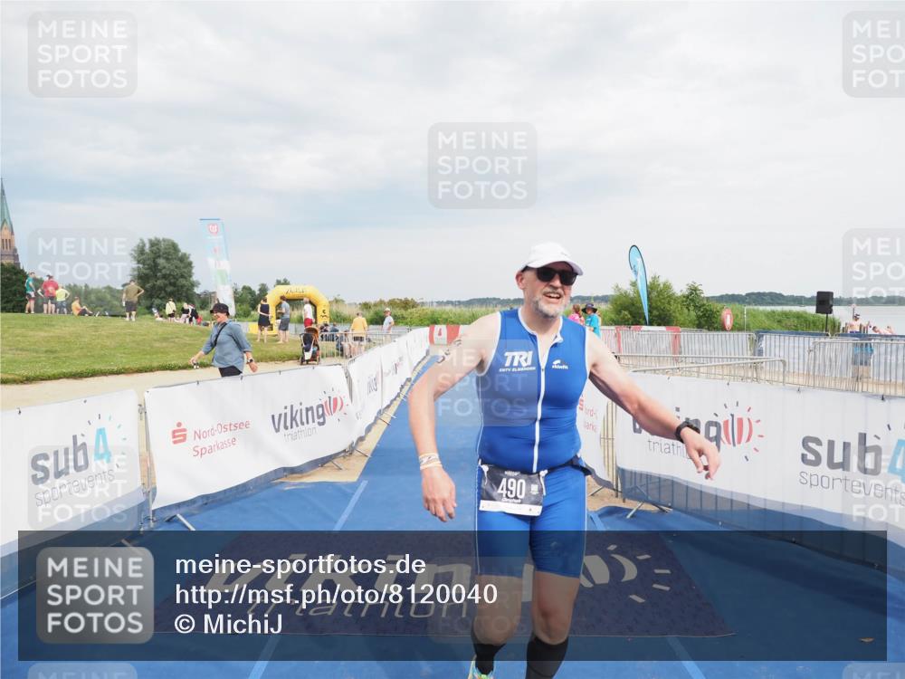 22.06.2025 - Viking Triathlon MichiJ http://msf.ph/oto/8120040 22.06.2025 17:01:54 Ziel 490 meine-sportfotos.de