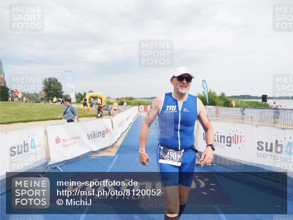 22.06.2025 - Viking Triathlon MichiJ http://msf.ph/oto/8120052 22.06.2025 17:01:55 Ziel 490 meine-sportfotos.de