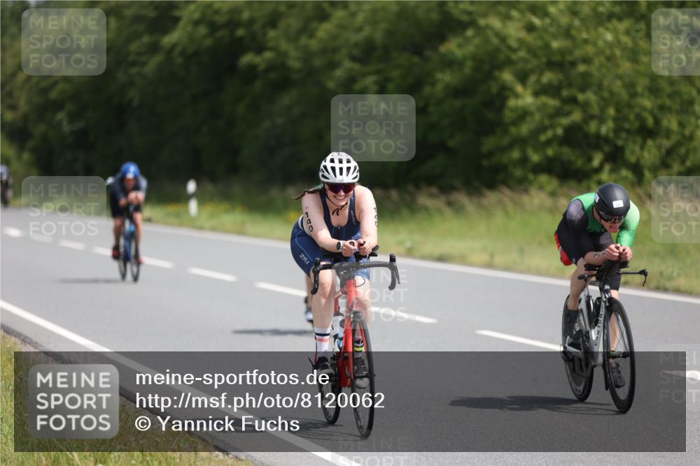 22.06.2025 - Viking Triathlon Yannick Fuchs http://msf.ph/oto/8120062 22.06.2025 11:46:02 Radfahren 90, 140, 167, 198, 298, 384, 401, 534 meine-sportfotos.de