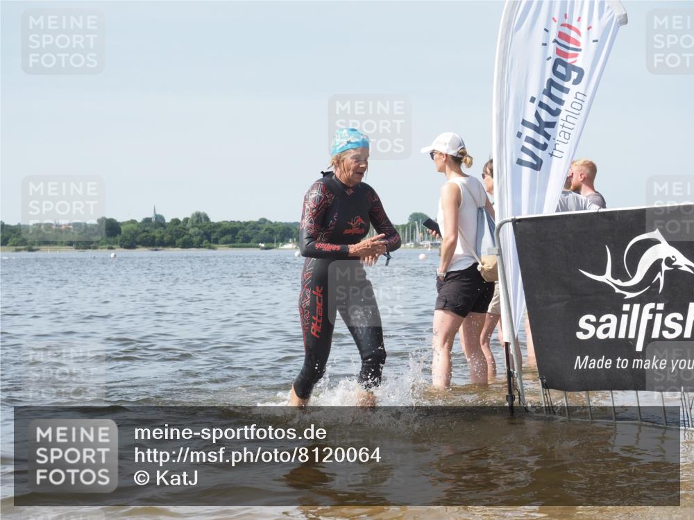 22.06.2025 - Viking Triathlon KatJ http://msf.ph/oto/8120064 22.06.2025 10:48:02 Schwimmen 37, 190, 223, 364 meine-sportfotos.de