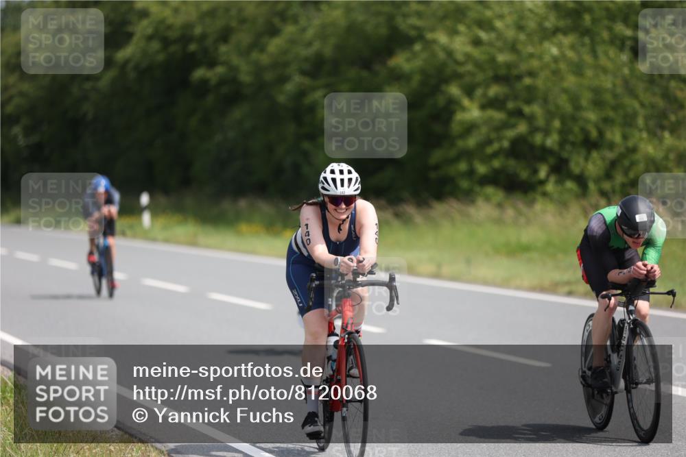 22.06.2025 - Viking Triathlon Yannick Fuchs http://msf.ph/oto/8120068 22.06.2025 11:46:02 Radfahren 90, 140, 167, 198, 298, 384, 401, 534 meine-sportfotos.de