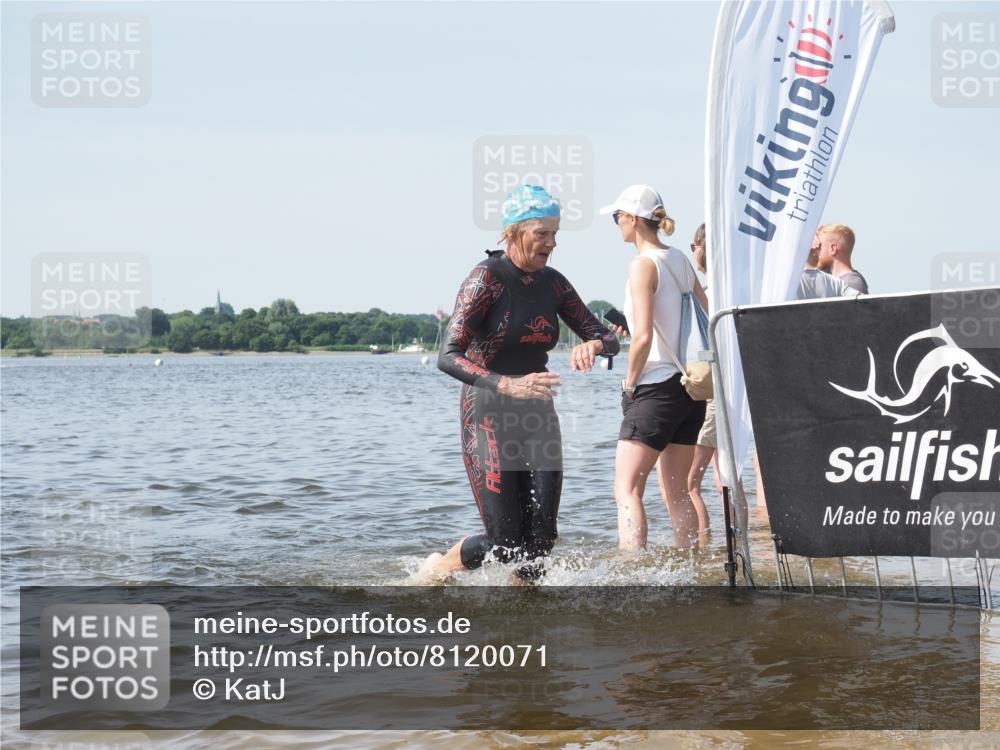 22.06.2025 - Viking Triathlon KatJ http://msf.ph/oto/8120071 22.06.2025 10:48:02 Schwimmen 37, 190, 223, 364 meine-sportfotos.de