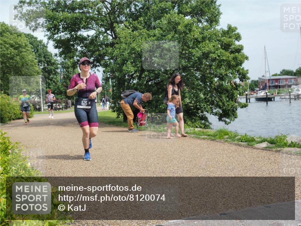 22.06.2025 - Viking Triathlon KatJ http://msf.ph/oto/8120074 22.06.2025 15:14:45 Laufen 525 meine-sportfotos.de