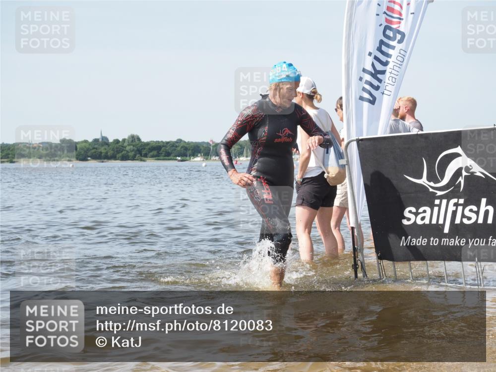 22.06.2025 - Viking Triathlon KatJ http://msf.ph/oto/8120083 22.06.2025 10:48:03 Schwimmen 37, 190, 223, 364 meine-sportfotos.de