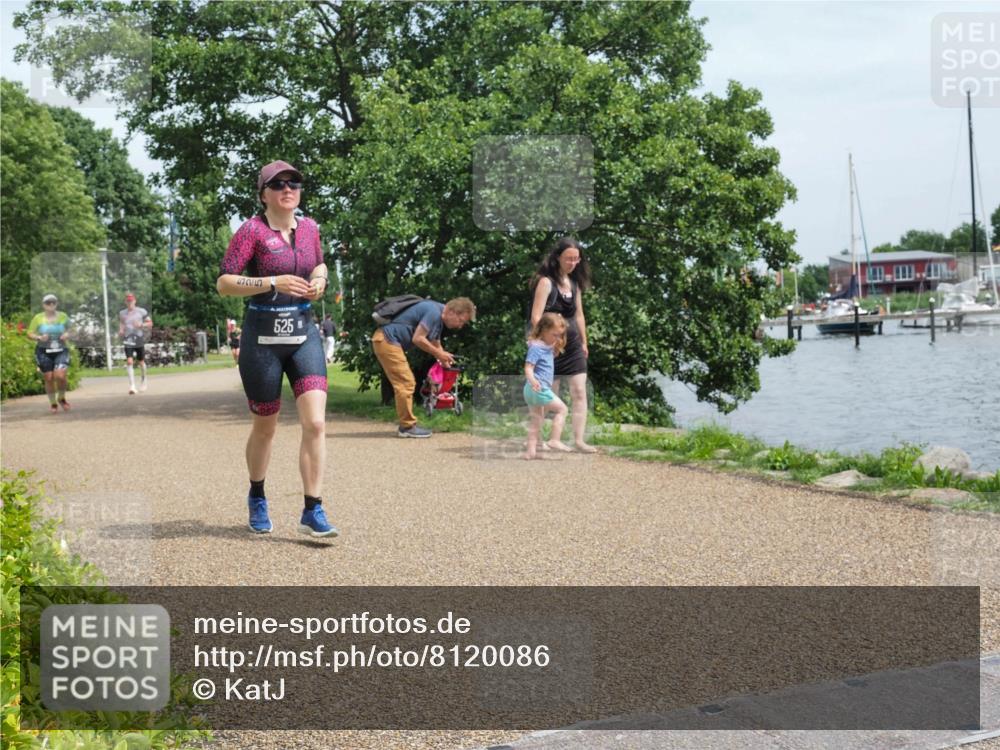 22.06.2025 - Viking Triathlon KatJ http://msf.ph/oto/8120086 22.06.2025 15:14:46 Laufen 525 meine-sportfotos.de