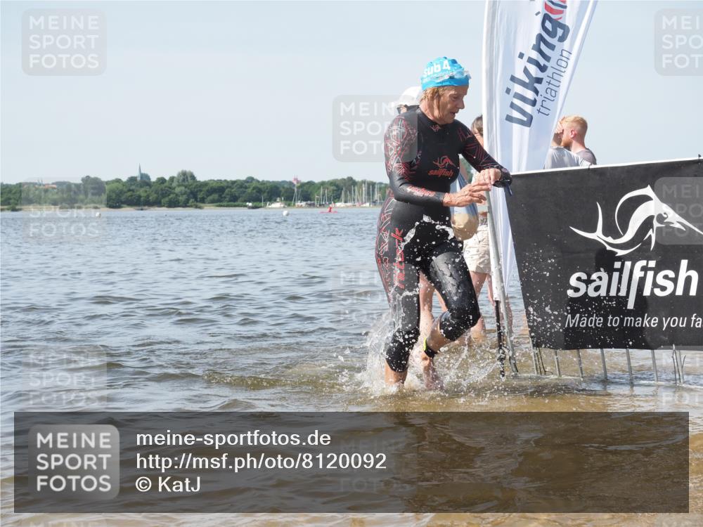 22.06.2025 - Viking Triathlon KatJ http://msf.ph/oto/8120092 22.06.2025 10:48:03 Schwimmen 37, 190, 223, 364 meine-sportfotos.de