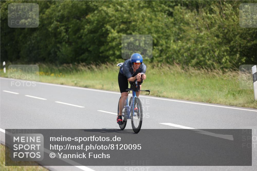 22.06.2025 - Viking Triathlon Yannick Fuchs http://msf.ph/oto/8120095 22.06.2025 11:46:04 Radfahren 77, 140, 167, 198, 298, 384, 401, 534 meine-sportfotos.de