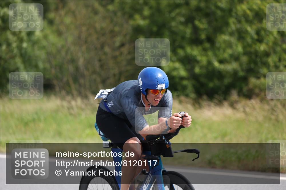 22.06.2025 - Viking Triathlon Yannick Fuchs http://msf.ph/oto/8120117 22.06.2025 11:46:05 Radfahren 77, 140, 167, 198, 298, 384, 401, 534 meine-sportfotos.de