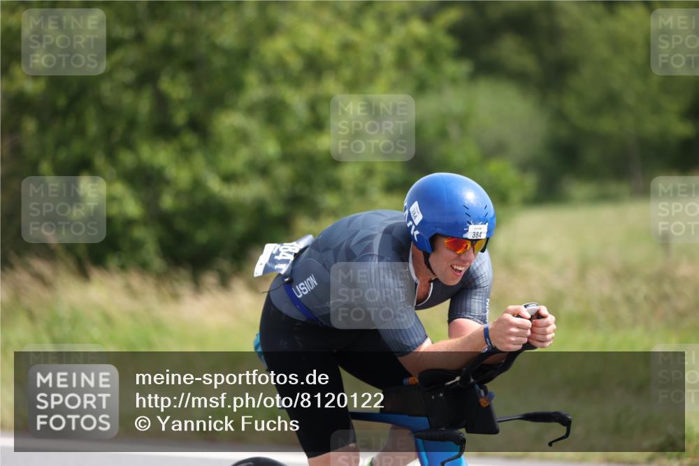 22.06.2025 - Viking Triathlon Yannick Fuchs http://msf.ph/oto/8120122 22.06.2025 11:46:05 Radfahren 77, 140, 167, 198, 298, 384, 401, 534 meine-sportfotos.de