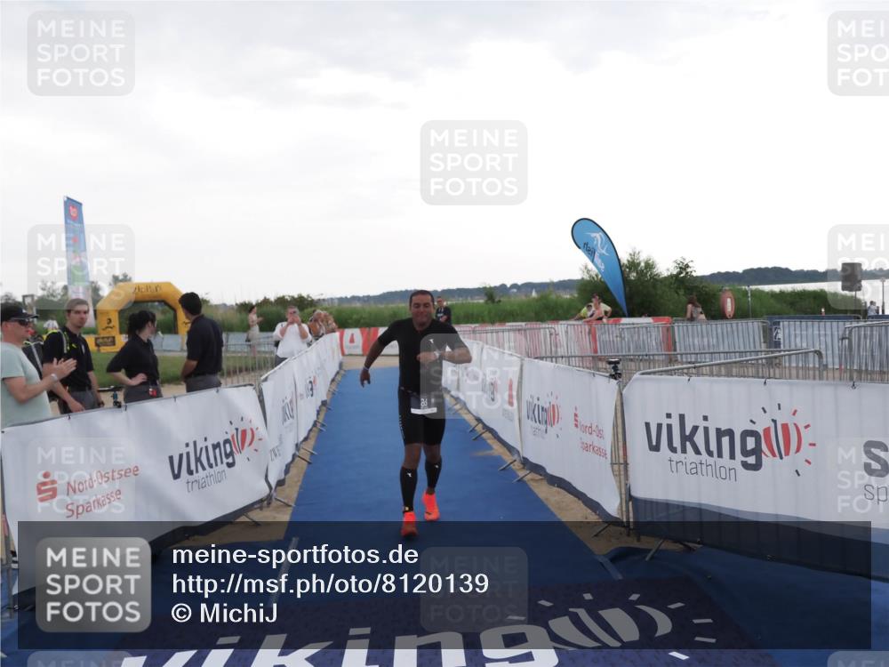 22.06.2025 - Viking Triathlon MichiJ http://msf.ph/oto/8120139 22.06.2025 16:30:23 Ziel 83 meine-sportfotos.de