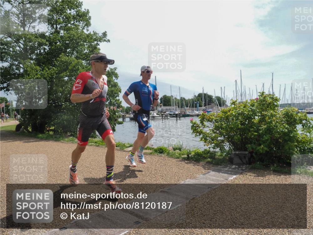 22.06.2025 - Viking Triathlon KatJ http://msf.ph/oto/8120187 22.06.2025 12:59:28 Laufen 52, 352 meine-sportfotos.de