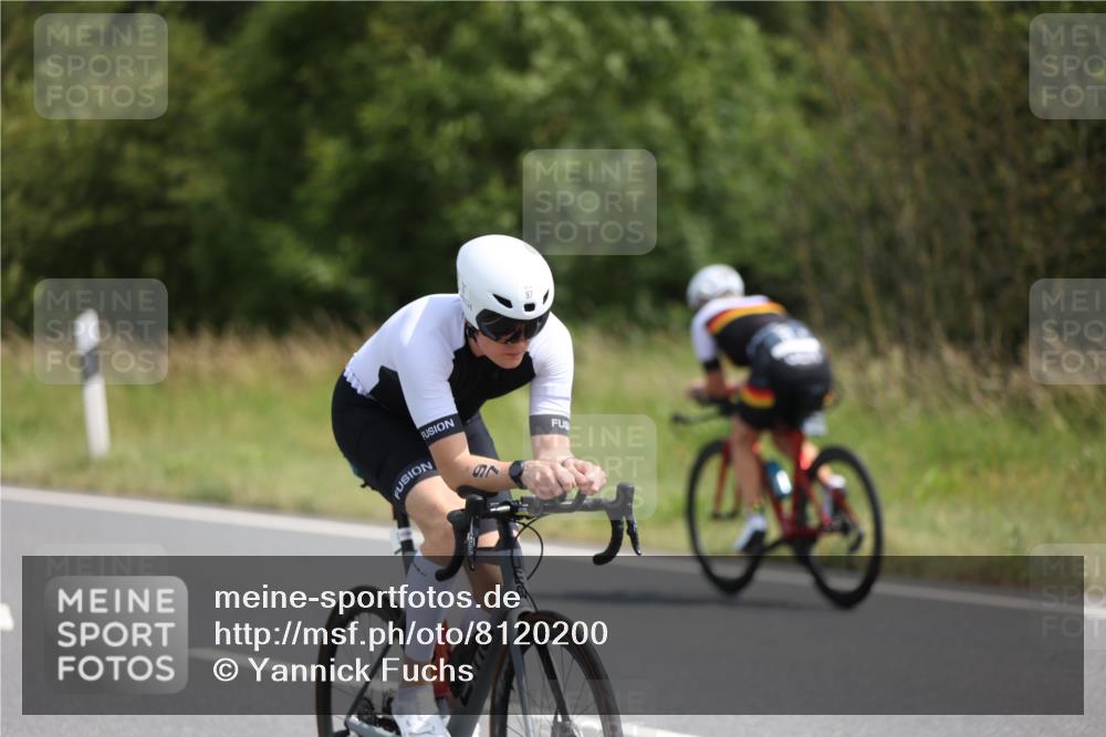 22.06.2025 - Viking Triathlon Yannick Fuchs http://msf.ph/oto/8120200 22.06.2025 11:46:17 Radfahren 77, 97 meine-sportfotos.de