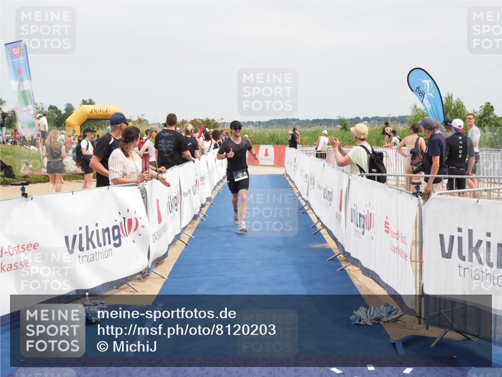 22.06.2025 - Viking Triathlon MichiJ http://msf.ph/oto/8120203 22.06.2025 15:11:16 Ziel 271, 365 meine-sportfotos.de