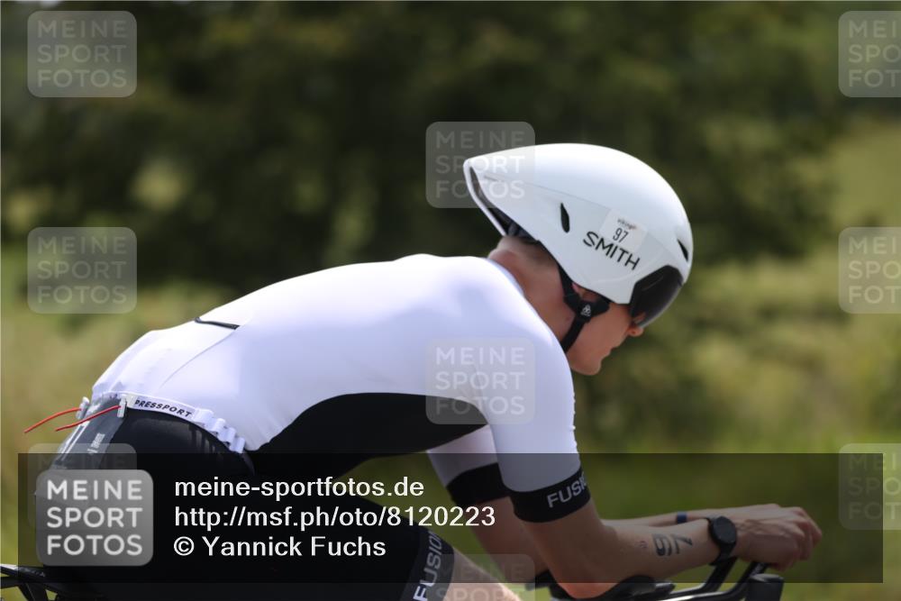 22.06.2025 - Viking Triathlon Yannick Fuchs http://msf.ph/oto/8120223 22.06.2025 11:46:18 Radfahren 97 meine-sportfotos.de