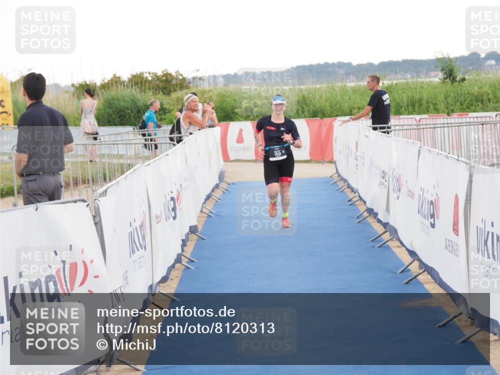 22.06.2025 - Viking Triathlon MichiJ http://msf.ph/oto/8120313 22.06.2025 16:30:41 Ziel 165 meine-sportfotos.de