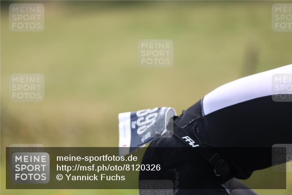 22.06.2025 - Viking Triathlon Yannick Fuchs http://msf.ph/oto/8120326 22.06.2025 11:46:48 Radfahren 57, 59, 267, 393, 463 meine-sportfotos.de