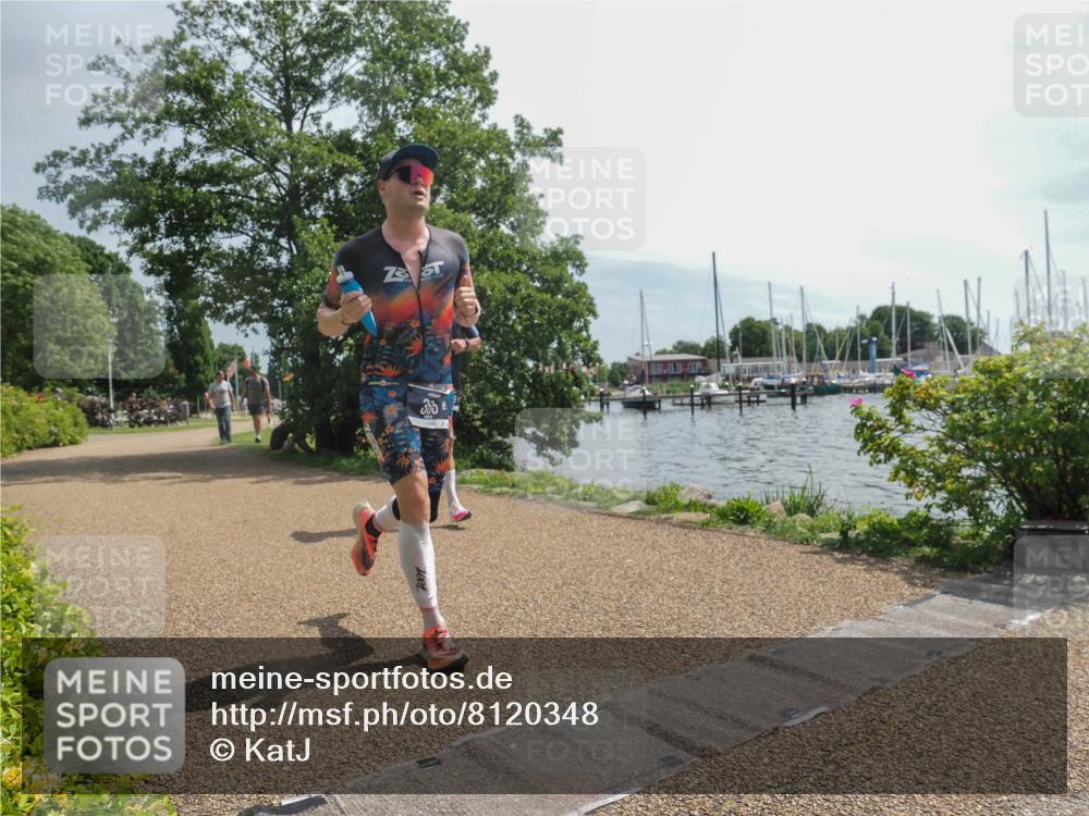 22.06.2025 - Viking Triathlon KatJ http://msf.ph/oto/8120348 22.06.2025 12:59:39 Laufen 355, 478 meine-sportfotos.de
